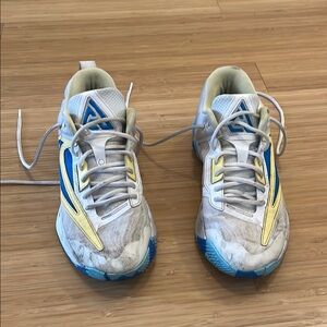 Nike Blue and Yellow Athletic Shoes